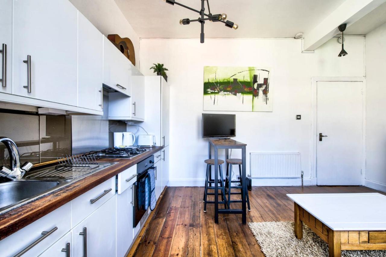 Artsy Modern 1Br Home In Abbeyhill Edinburgh Luaran gambar